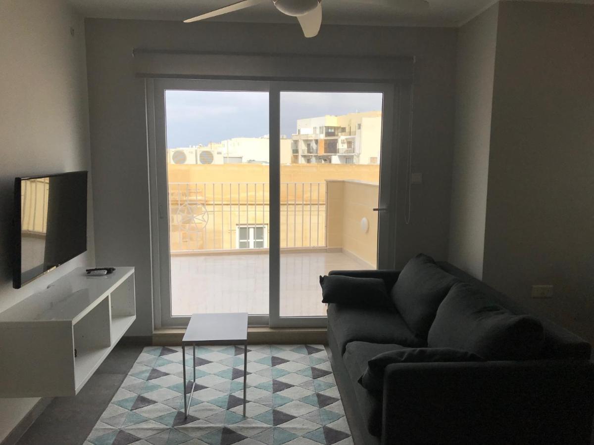 The Three Trees Apartments Sliema Esterno foto