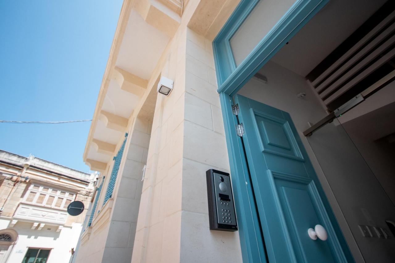 The Three Trees Apartments Sliema Esterno foto